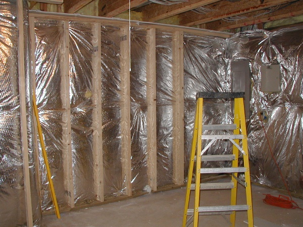 590x440 pixels (161.9K)