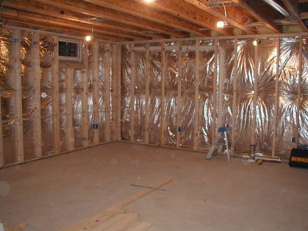 590x440 pixels (127.0K)